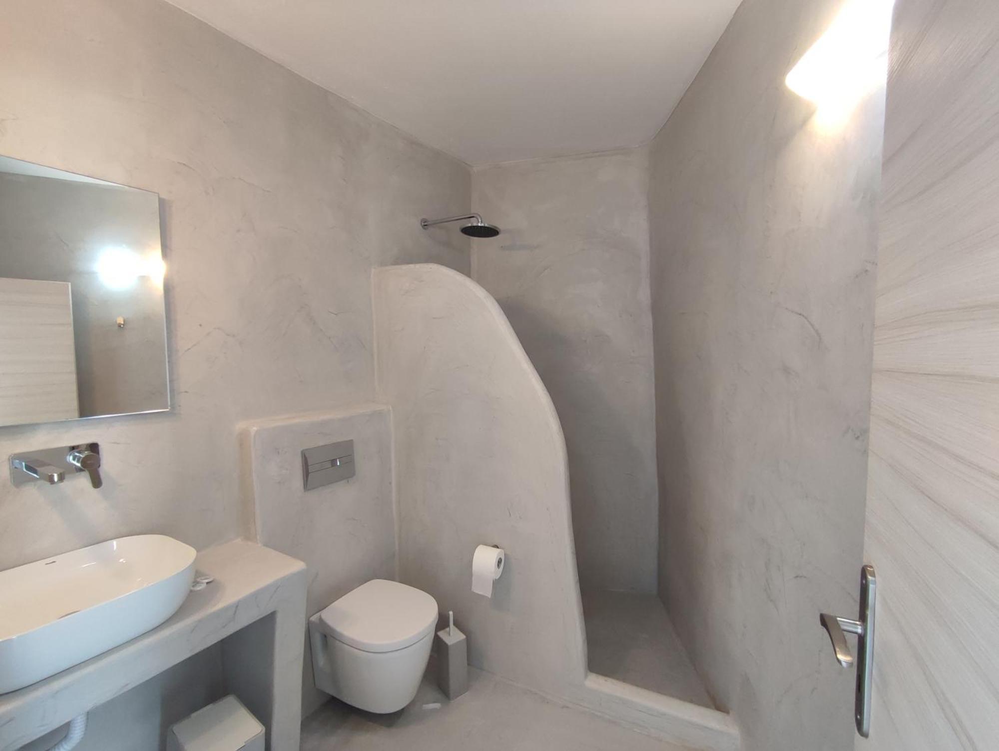 Central Santorini Serenity Rooms 산토리니 외부 사진
