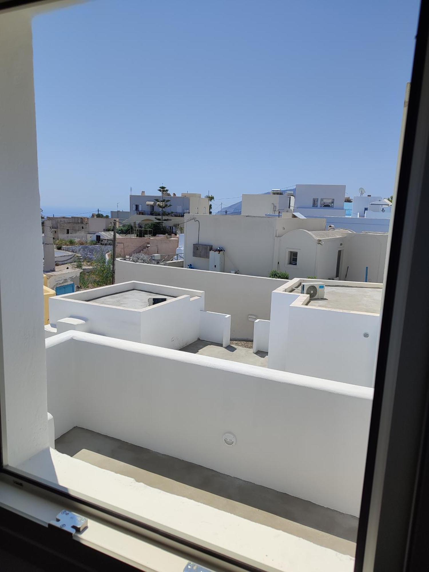 Central Santorini Serenity Rooms 산토리니 외부 사진